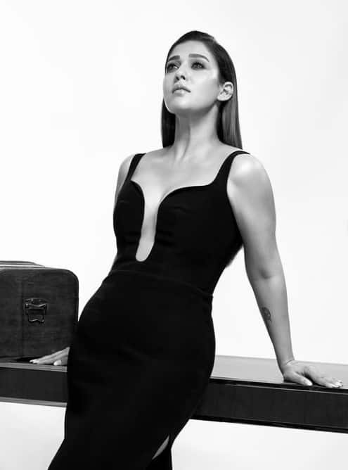 नयनतारा नाम से भले ही हिंदू लगती हों, लेकिन उनका जन्म क्रिश्चियन परिवार में हुआ है, बाद में उन्होंने हिंदू धर्म अपना लिया.