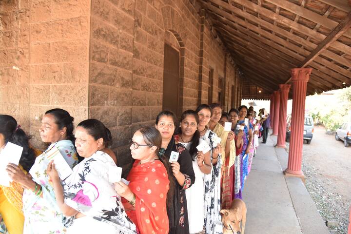 हातकणंगले तालुक्यात 67.46 टक्के मतदान पाच वाजेपर्यं झालं आहे