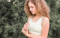 Arthritis Sign: ਗਠੀਆ ਹੋਣ ਤੋਂ 3 ਸਾਲ ਪਹਿਲਾਂ ਸਰੀਰ 'ਚ ਨਜ਼ਰ ਆਉਣ ਲੱਗ ਜਾਂਦੇ ਆਹ ਲੱਛਣ, ਰਿਸਰਚ 'ਚ ਹੋਇਆ ਹੈਰਾਨੀਜਨਕ ਖੁਲਾਸਾ