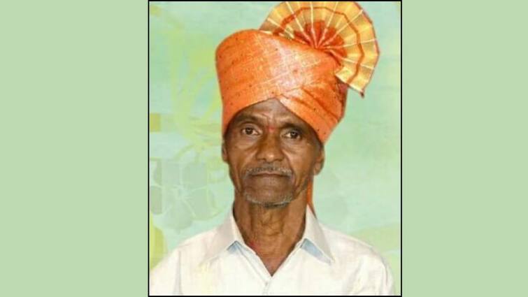 Kolhapur Loksabha Old man dies of heart attack in polling queue in Kolhapur Kolhapur Loksabha : कोल्हापुरात मतदान रांगेतच वृद्धाचा हृदयविकाराने मृत्यू; मतदान केंद्र परिसरातील घटनेनंं खळबळ