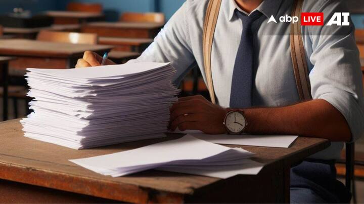 जेईई एडवांस्ड 2024 के लिए अप्लाई करने के लिए महिला कैंडिडेट्स, एससी, एसटी और पीडब्ल्यूबीडी कैटेगरी के कैंडिडेट्स को 1600 रुपये शुल्क देना होगा.