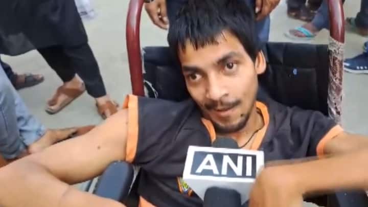 Lok Sabha Elections Phase 3 Differently Abled Youth Arrives In Wheelchair Cast Vote UP Kasganj Lok Sabha Polls Phase 3: Differently Abled Youth Arrives In Wheelchair To Cast Vote In UP's Kasganj