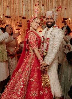 आरती सिंह से लेकर दिव्या अग्रवाल तक.. टीवी की इन एक्ट्रेसेस को पतियों के लुक की वजह से होना पड़ा ट्रोल