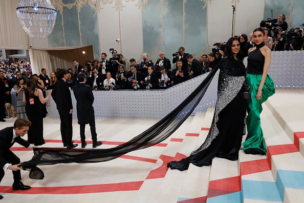 Met Gala 2024: Isha Ambani's Breathtaking Saree Took Over 10,000 Hours ...