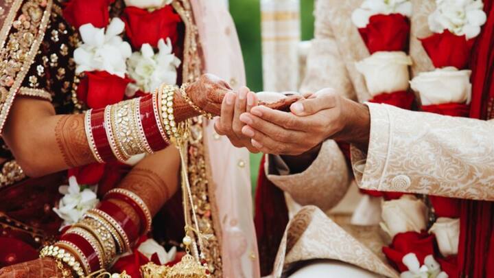 Nagar Dhakad society imposed fine of Rs 21 thousand on groom having beard in Kota ann Kota: शादी में दाढ़ी रखकर आया दूल्हा तो 21 हजार का लगेगा जुर्माना, इस समाज ने सुनाया फरमान