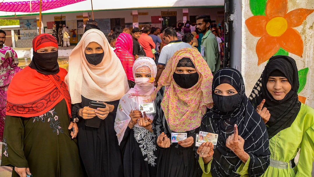 General Elections 2024: ముగిసిన మూడో విడత ఎన్నికలు - ఓటింగ్ శాతం ఎంతంటే General Elections 2024 Phase 3 Approximate voting percentage 60.13 says Election Commission General Elections 2024: ముగిసిన మూడో విడత ఎన్నికలు - ఓటింగ్ శాతం ఎంతంటే