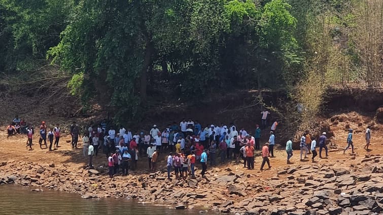 Three died after drowning in the Hiranyakeshi river in Ajra taluka Kolhapur Maharashtra Marathi News कोल्हापूर : आजरा तालुक्यातील हिरण्यकेशी नदीत बुडून तिघांचा मृत्यू, धुणं धुण्यासाठी गेल्यानंतर काळाचा घाला