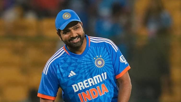 Rohit Sharma will become the first Indian cricketer to play 9 T20I World Cups on June 5th latest sports news T20 World Cup 2024: आयरलैंड के खिलाफ इतिहास रचेंगे रोहित शर्मा, ऐसा करने वाले पहले भारतीय क्रिकेटर बनेंगे