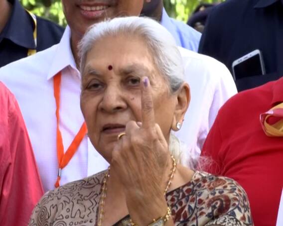 Lok Sabha Election Voting: ઉત્તરપ્રદેશના રાજ્યપાલ આનંદીબેન પટેલે કર્યું મતદાન