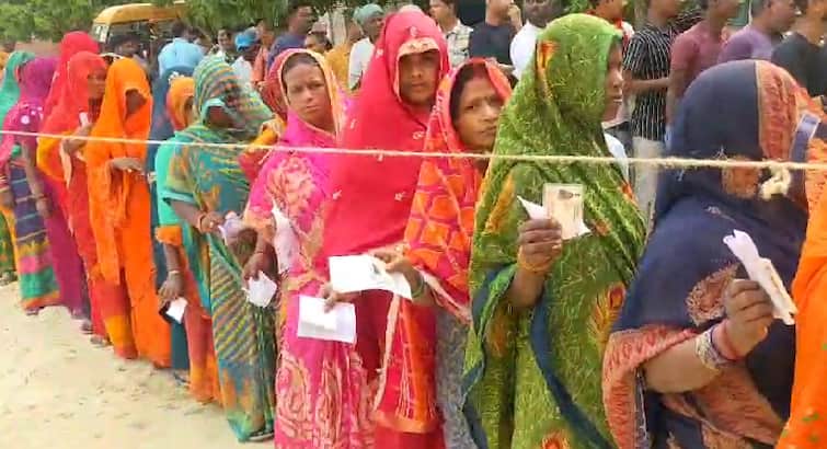 Bihar Lok Sabha Chunav Phase 3 Voting Percent on 5 Seats of NDA and India Alliance Candidate Dileshwar Kamat Chandrahas Chaupal Rajesh Verma बिहार में तीसरे चरण के मतदान का पहला आंकड़ा जारी, चिराग पासवान की पार्टी वाली सीट पर कितनी वोटिंग हुई?