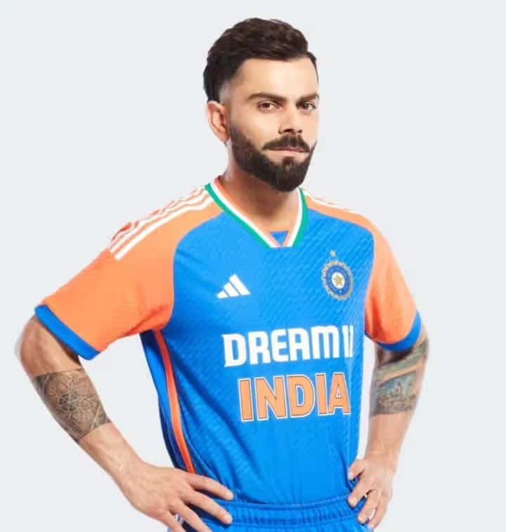 विराट कोहलीपासून अनेक भारतीय खेळाडू टी-20 विश्वचषक 2024 च्या जर्सीत दिसले. याचे फोटो सोशल मीडियावर व्हायरल होत आहेत.