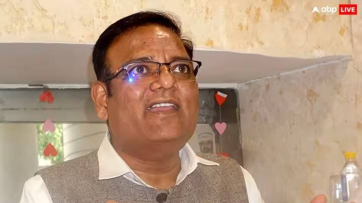 બીજેપી નેતા બાંસુરી સ્વરાજ પછી, યાદીમાં દિલ્હીના ચોથા સૌથી ધનિક ઉમેદવાર રાજ કુમાર આનંદ છે, જે AAPમાંથી BSPમાં જોડાયા હતા. હાલમાં તેમની પાસે 17.87 કરોડની સંપત્તિ હોવાનું કહેવાય છે.