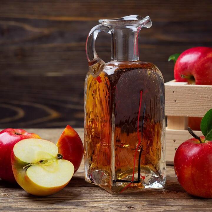 So start drinking apple cider vinegar mixed with warm water, know here how it helps in rapid weight loss.