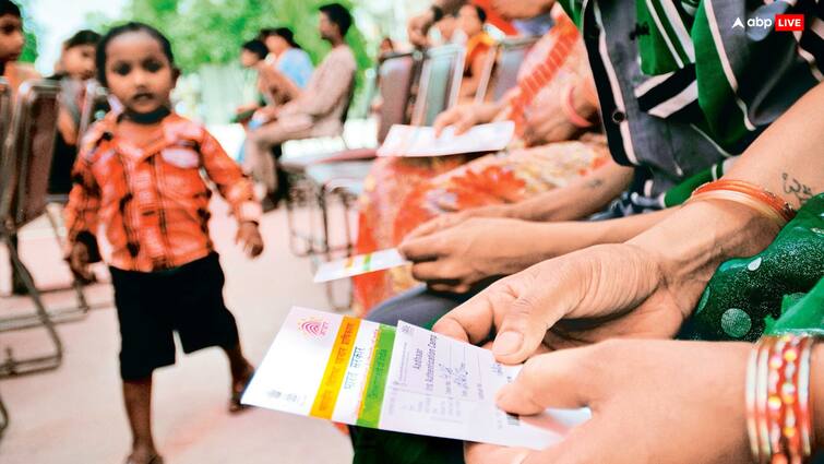 Aadhaar card misuse how to complaint about Aadhaar fraud online process Aadhar Card: आधार कार्ड का हो रहा है गलत इस्तेमाल तो कहां कर सकते हैं शिकायत?
