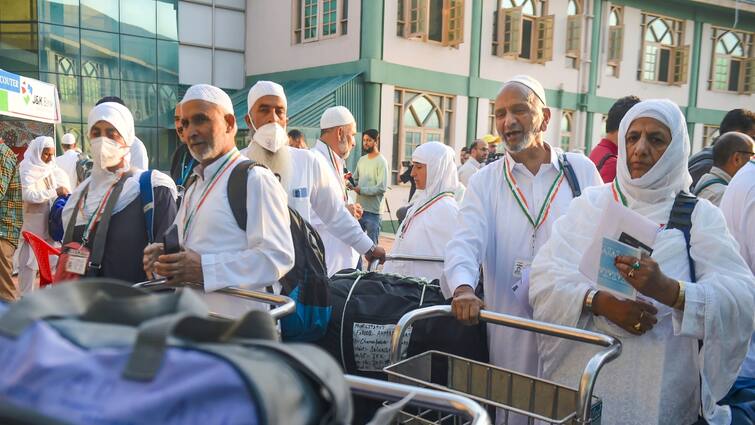 Hajj 2024 1083 pilgrims will leave for Hajj Jeddah mecca madina from Gaya Airport ann Hajj 2024: हज यात्रा की तैयारी में जुटा गया प्रशासन, कब होगी पहली उड़ान? जानें पूरी डिटेल्स