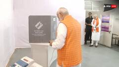 Lok Sabha Election 2024: बच्चों के हाथ पर PM मोदी का ऑटोग्राफ, बुजुर्ग महिला ने बांधी राखी, SPG जवान भी हटे पीछे; Photos