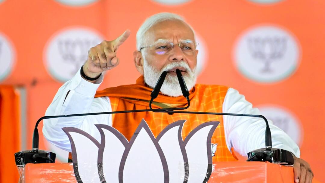 MP Lok Sabha Election: पीएम मोदी ने आज खरगोन और धार में भरी चुनावी हुंकार, उनके दौरे के क्या हैं सियासी मायने? MP Lok Sabha Election 2024 PM Narendra Modi Khargone and Dhar Rally Political Scenario BJP vs Congress ANN MP Lok Sabha Election: पीएम मोदी ने आज खरगोन और धार में भरी चुनावी हुंकार, उनके दौरे के क्या हैं सियासी मायने?