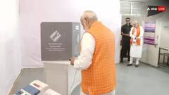 Lok Sabha Election 2024: બાળકોના હાથ પર PM મોદીનો ઓટોગ્રાફ, વૃદ્ધ મહિલાએ રાખડી બાંધી, SPG જવાનો પણ પાછળ હટી ગયા; જુઓ તસવીરો