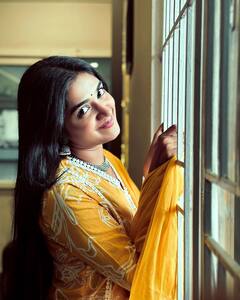 Malavika Manoj : ஜோ பட ஹீரோயினின் வயசு தெரிஞ்சா ஷாக் ஆயிடுவீங்க!