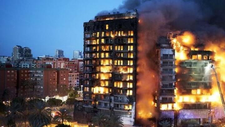 आग लगने पर सही समय पर सही तरीके अपनाएं जाएं तो ज्यादा नुकसान नहीं होता है. इसलिए आज हम आपको बिल्डिंग में आग लगने पर बचाव के कुछ तरीके बताने जा रहे हैं.