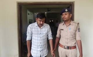 EVM Capturing: દાહોદમાં બુથ કેપ્ચરિંગ કરનાર બીજેપી નેતાના પુત્રની પોલીસે કરી ધરપકડ, અધિકારીઓ સામે પણ થઈ શકે છે કાર્યવાહી
