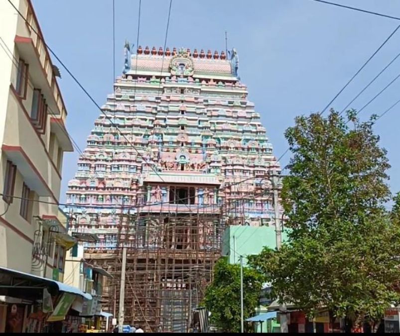 ஸ்ரீரங்கம் ரங்கநாதர் கோயில் இடிந்து விழுந்த கோபுரம் சீரமைப்பு பணிகள் தொடக்கம்