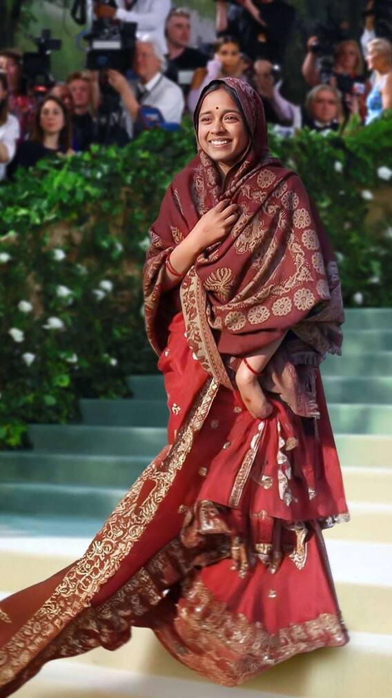 फूल बनकर मेट गाला में पहुंची लापता लेडीज एक्ट्रेस ?