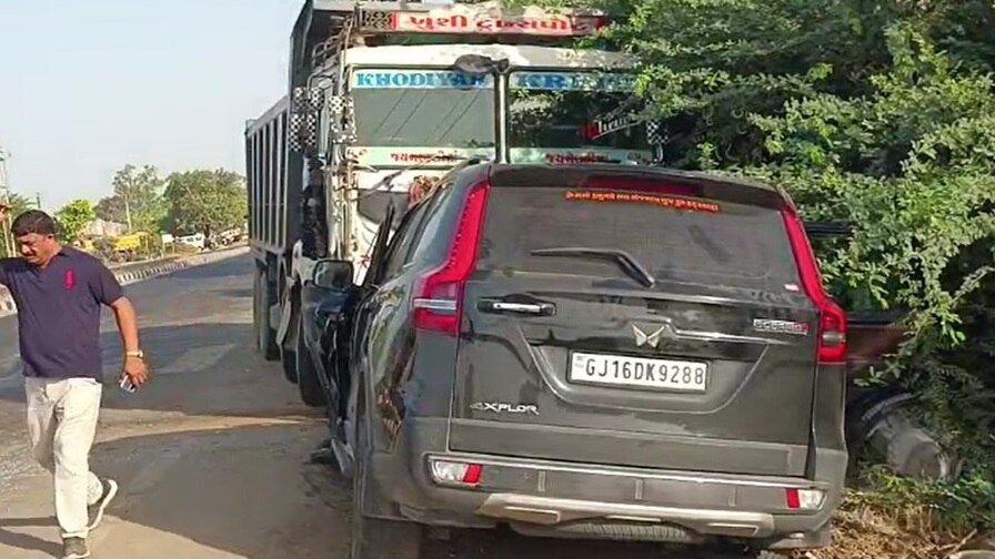 Accident: ડભોઇના કરનાળી કુબેર ભંડારીના દર્શન પરત ફરી રહેલ મિત્રોને ધરમપુરી નજીક નડ્યો અકસ્માત, એકનું મોત