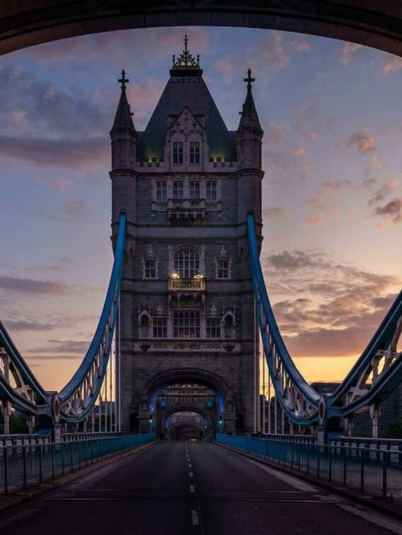 क्या सही में लंदन जाने के लिए खाते में चाहिए 10 लाख रुपये?