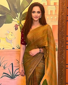 jyothi rai: హాట్‌ ఫోజులతో రెచ్చిపోతున్న జ్యోతి రాయ్‌ - బెడ్‌పై పడుకుని హాట్‌నెస్‌తో చంపేస్తున్న 'జగతి మేడం'!