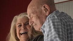 नहीं सुनी होगी ऐसी लव स्टोरी! 100 साल की उम्र में अपनी गर्लफ्रेंड से शादी करने जा रहे दूसरे विश्व युद्ध के हीरो