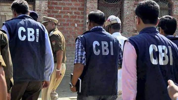 FSSAI Bribery Case CBI nabs 4 accepting bribe Rs 1.2 lakh crores recovered during searches top points FSSAI Bribery Case: Senior Official Arrested By CBI Over Bribery Charge, Crores Seized During Searches