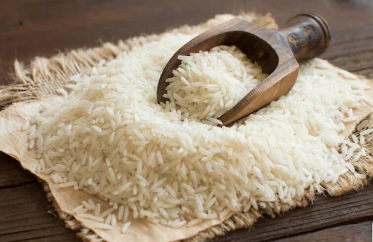 Rice Export News Government lifted the ban on rice export 14 thousand tons of rice will be exported to Mauritius business agriculture farmers marathi news मोठी बातमी! सरकारनं तांदूळ निर्यातबंदी उठवली, 'या' देशाला करणार 14 हजार टन तांदळाची निर्यात