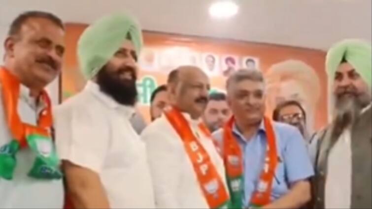 Punjab Lok Sabha Election 2024 Avinash Jolly Jaswinder Singh Jahangir Inderjit Singh Basar Joins BJP Left AAP Congress In Amritsar Punjab Lok Sabha Election 2024: पंजाब में वोटिंग से पहले AAP और कांग्रेस को झटका, ये नेता हुए BJP में शामिल
