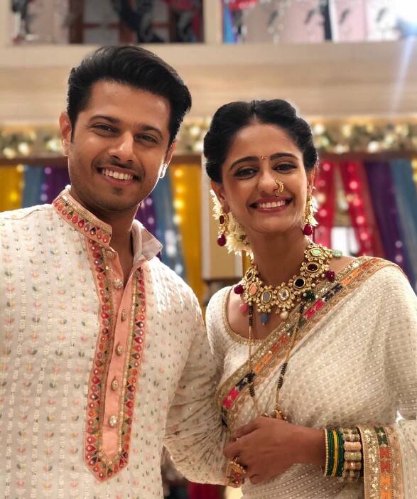 हालांकि फिर नील भटट् की पत्नी ऐश्वर्या संग आयशा के विवाद की वजह से नील ने भी को-स्टार आयशा से दूरी बना ली थी.