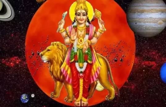 મિથુન રાશિના જાતકોની આર્થિક સ્થિતિમાં સુધારો થશે. તમે તમારા મગજનો સારી રીતે ઉપયોગ કરશો અને લાભ મળશે. ઓફિસમાં તમારા બોસ સાથે તમારા સંબંધ સકારાત્મક બનશે.