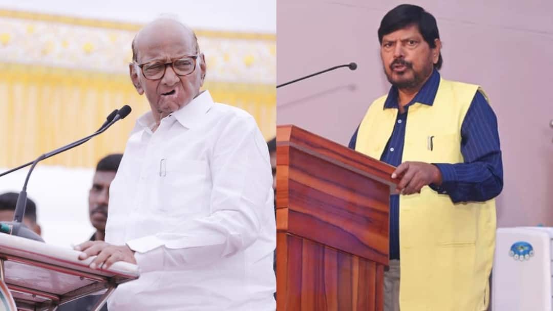 Ramdas Athawale on Sharad Pawar I advised Sharad Pawar to merge NCP party with Congress Ramdas Athawale said in Thane Mahayuti Meeting Maharashtra Politics Marathi News राष्ट्रवादी काँग्रेस पक्ष काँग्रेसमध्ये विलीन करण्यासाठी मी शरद पवारांना सल्ला दिला होता : रामदास आठवले