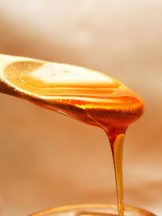 शहद और गुड़ में से क्या ज्यादा फायदेमंद चीज है