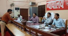 दूसरे दिन दो उम्मीदवारों ने दाखिल किया पर्चा, गोरखपुर-बांसगांव में 10 उम्मीदवारों ने 15 सेट पर्चा खरीदा