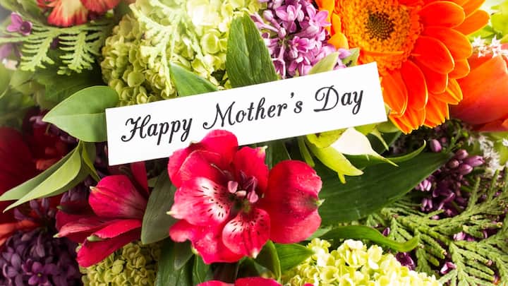 Mothers Day wishes and quotes and greetings for WhatsApp and Facebook Mother's Day Wishes 2024 : మదర్స్ డే స్పెషల్ విషెష్.. వాట్సాప్, ఫేస్​బుక్​ల్లో ఈ సందేశాలు పంపి మీ ప్రేమను చెప్పేయండి