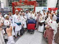 Haj 2024: दिल्ली से हज के लिए जायरीन का पहला जत्था रवाना, सऊदी एयरलाइंस से 255 यात्रियों ने भरी मदीना के लिए उड़ान