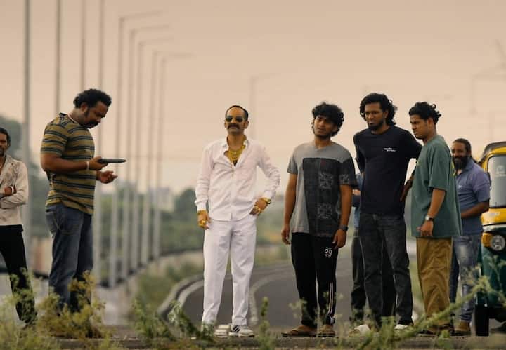 கடந்த மாதம் ஏப்ரல் 11 ஆம் தேதி ஜித்து மாதவன் இயக்கத்தில் ஃபஹத் ஃபாசில் நடிப்பில் வெளிவந்த படம் ஆவேசம்.