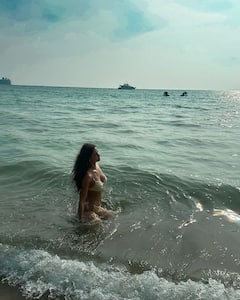 Disha Patani Latest Photos : సమ్మర్​ వెకేషన్​లో దిశా పటానీ.. బీచ్, బికినీలో ఆమె ఎంజాయ్ చేసే తీరే వేరు