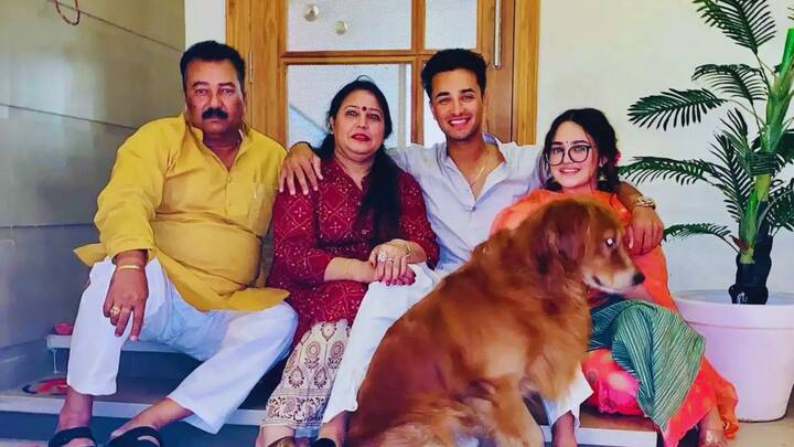 इसके बाद लगातार अभिषेक शर्मा की मुश्किलों में इजाफा होता रहा. पुलिस अधिकारी अभिषेक शर्मा के पूछताछ करते रहे. हालांकि, अभिषेक शर्मा ने पूछताछ में क्या बताया, इन बातों को पुलिस अधिकारियों ने सार्वजनिक नहीं किया. (फोटो क्रेडिट- सोशल मीडिया)