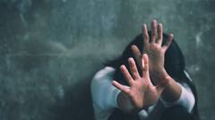 मुंबईत धावत्या रिक्षात तरुणीचा विनयभंग, रस्त्यावर उडी मारली; आरोपींचा अवघ्या सहा तासात छडा