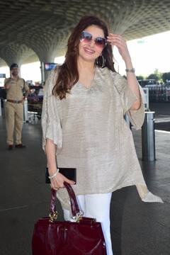 Bhagyashree Looks Radiant In Casual And Comfy Outfit At Mumbai Airport - See Pics