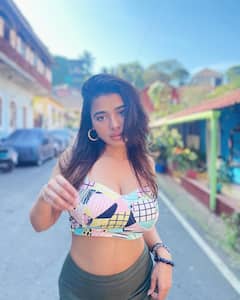 Ketika Sharma Latest Photos : ఆమెలా ఎవరూ ఉండరంటూ.. అందాలతో అరాచకం సృష్టిస్తోన్న కేతిక శర్మ