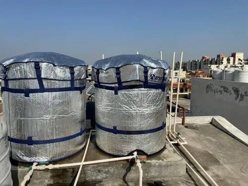 ਮਾਨਸੂਨ ਦੇ ਮੌਸਮ ਦੌਰਾਨ ਇਸ ਨੂੰ ਆਸਾਨੀ ਨਾਲ ਉਤਾਰਿਆ ਜਾ ਸਕਦਾ ਹੈ ਹਾਲਾਂਕਿ ਇਹ ਲਾਜ਼ਮੀ ਨਹੀਂ ਹੈ ਪਰ ਇਸ ਨਾਲ ਕਵਰ ਦੀ ਉਮਰ ਵਿਚ ਵਾਧਾ ਹੋ ਸਕਦਾ ਹੈ।