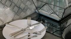 பாத்திரங்களில் அடி பிடித்த கறைகளை எளிதில் அகற்ற உதவும் டிப்ஸ்!