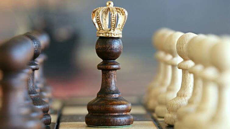 कैसे हुई थी भारत में शतरंज की शुरुआत, दिलचस्प है कहानी How chess started in India the story is interesting कैसे हुई थी भारत में शतरंज की शुरुआत, दिलचस्प है कहानी